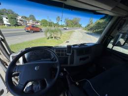 VOLVO - VM - 2012/2012 - Cinza - R$ 270.000,00