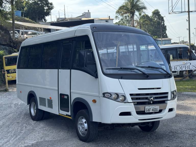 MARCOPOLO - VOLARE - 2014/2015 - Branca - R$ 185.000,00