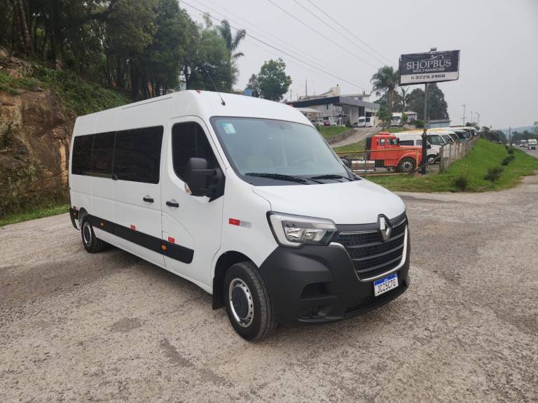 RENAULT - MASTER - 2024/2025 - Branca - R$ 310.000,00