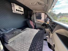 RENAULT - MASTER - 2013/2013 - Branca - R$ 135.000,00