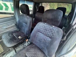 TOYOTA - HILUX - 2003/2003 - Branca - R$ 68.000,00