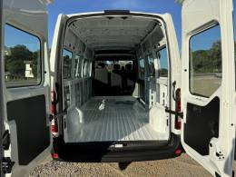 RENAULT - MASTER - 2024/2025 - Branca - R$ 270.000,00