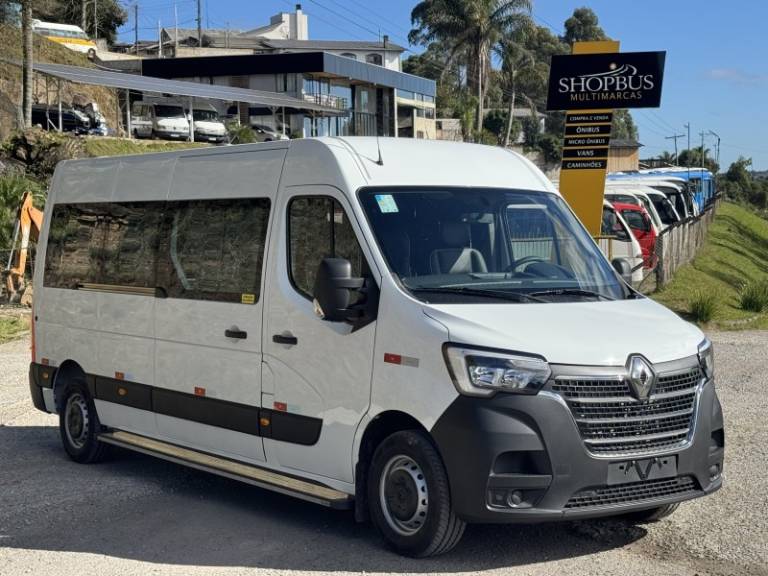 RENAULT - MASTER - 2025/2026 - Branca - R$ 340.000,00