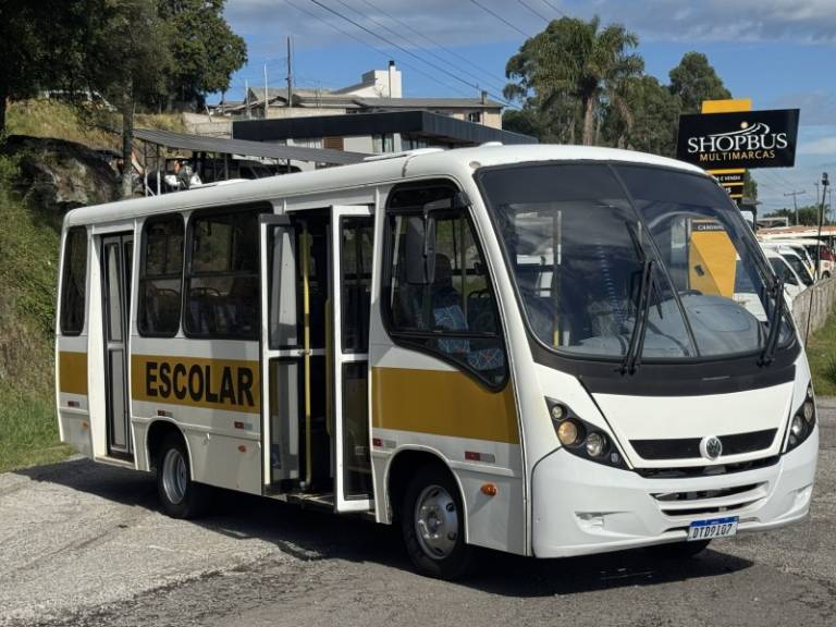 NEOBUS - THUNDER + - 2009/2010 - Branca - R$ 120.000,00