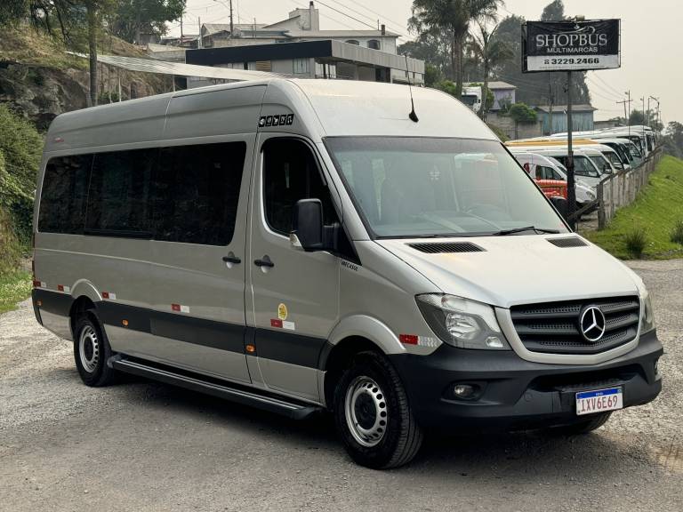 MERCEDES-BENZ - SPRINTER - 2017/2018 - Prata - R$ 250.000,00